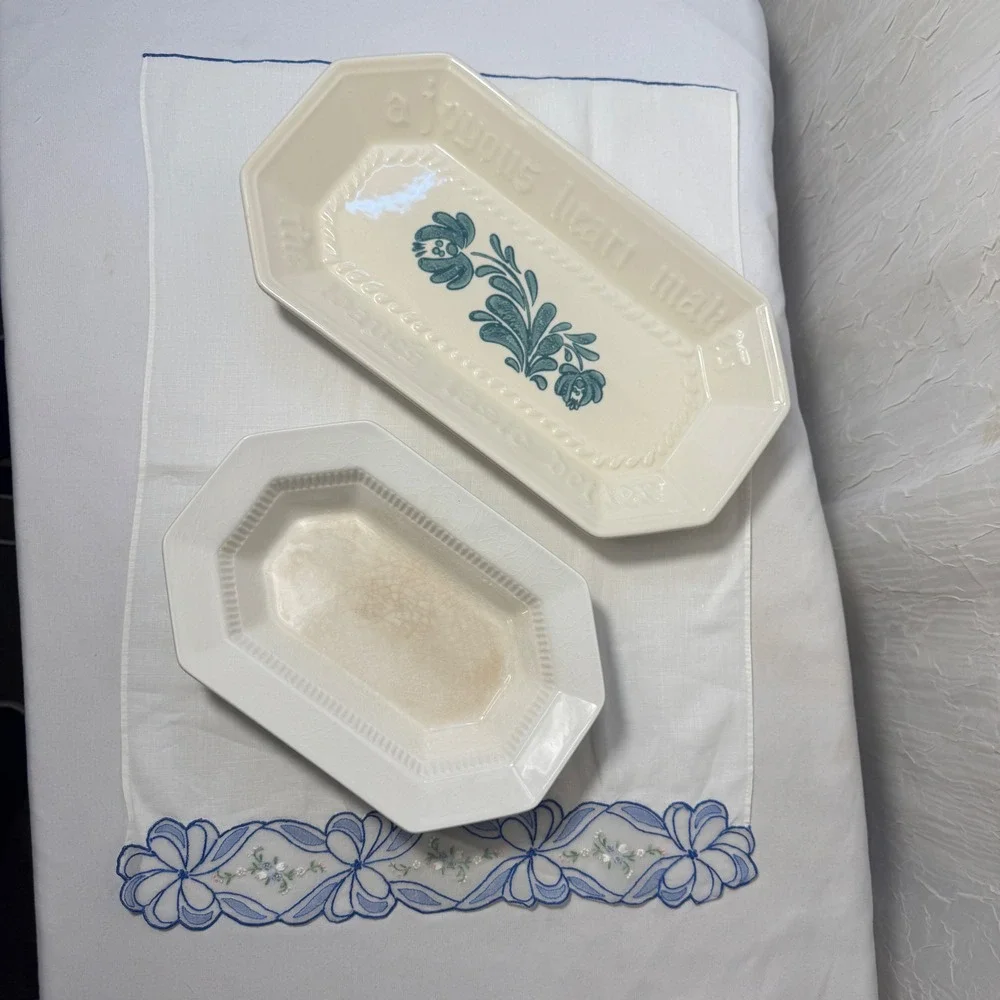 Pfaltzgraff Nikko Serving Set OS Cream Blue Yorktowne Tray and Octagon Bowl